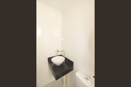 Apartamento para alugar com 41m², 2 quartos e sem vagaBanheiro