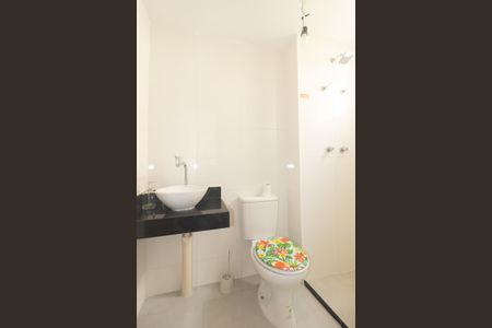 Apartamento para alugar com 41m², 2 quartos e sem vagaBanheiro