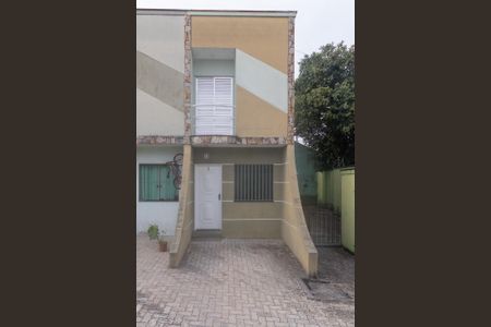 Casa de condomínio para alugar com 54m², 2 quartos e 1 vagaFachada