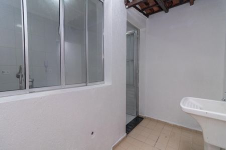 Casa de condomínio para alugar com 54m², 2 quartos e 1 vagaÁrea de Serviço