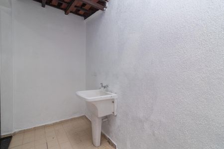 Casa de condomínio para alugar com 54m², 2 quartos e 1 vagaÁrea de Serviço