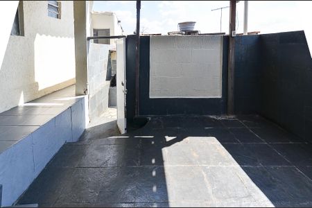 Casa para alugar com 72m², 1 quarto e sem vagaÁrea externa