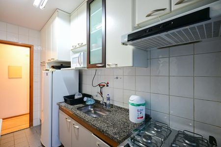 Apartamento à venda com 58m², 2 quartos e 2 vagasCozinha