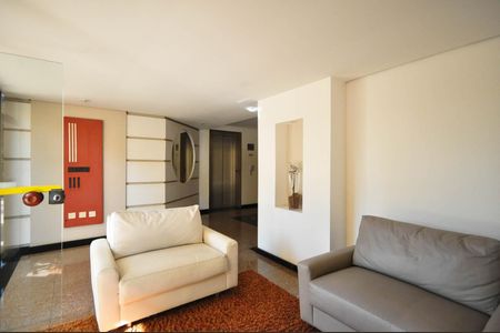 Apartamento à venda com 58m², 2 quartos e 2 vagas Apartamento à venda com 58m², 2 quartos e 2 vagasHall Social