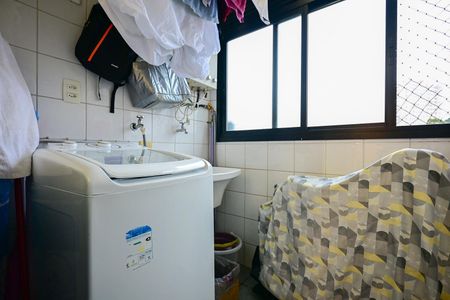 Apartamento à venda com 58m², 2 quartos e 2 vagasÁrea de Serviço 