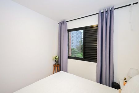 Apartamento à venda com 58m², 2 quartos e 2 vagasQuarto 2