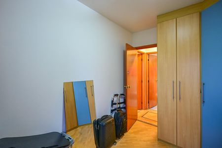 Apartamento à venda com 58m², 2 quartos e 2 vagasQuarto 1