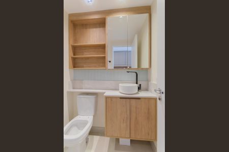 Banheiro de kitnet/studio para alugar com 1 quarto, 25m² em Ipiranga, São Paulo