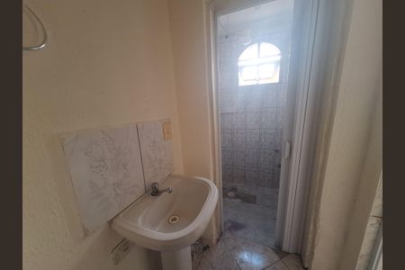 Casa para alugar com 75m², 2 quartos e 1 vaga
