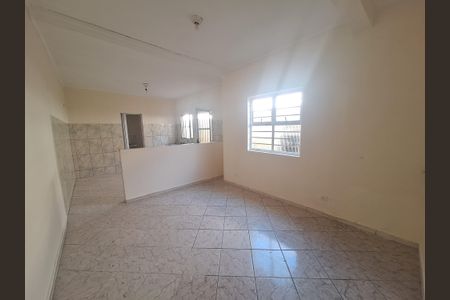 Casa para alugar com 75m², 2 quartos e 1 vaga
