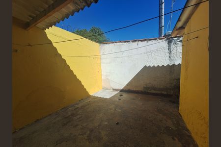 Casa para alugar com 75m², 2 quartos e 1 vaga