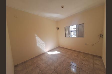 Casa para alugar com 75m², 2 quartos e 1 vaga