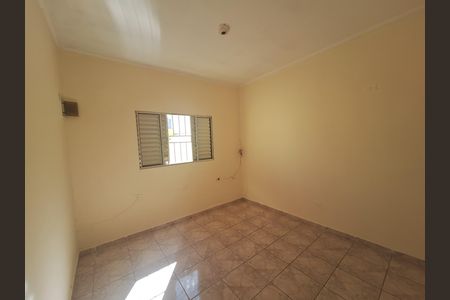 Casa para alugar com 75m², 2 quartos e 1 vaga