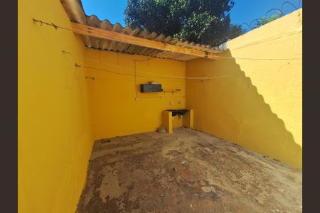 Casa para alugar com 75m², 2 quartos e 1 vaga