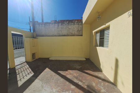 Casa para alugar com 75m², 2 quartos e 1 vaga