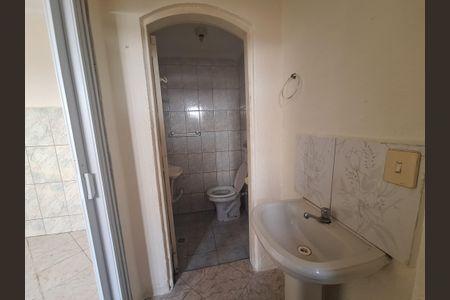 Casa para alugar com 75m², 2 quartos e 1 vaga