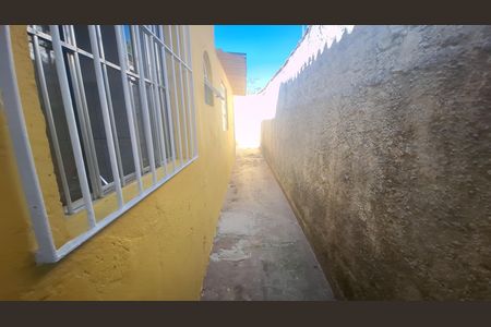 Casa para alugar com 75m², 2 quartos e 1 vaga