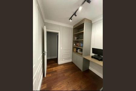 Apartamento para alugar com 85m², 3 quartos e 2 vagas Apartamento para alugar com 85m², 3 quartos e 2 vagasQuarto