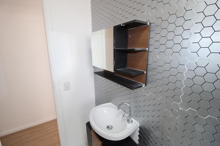 Apartamento para alugar com 44m², 2 quartos e sem vagaBanheiro