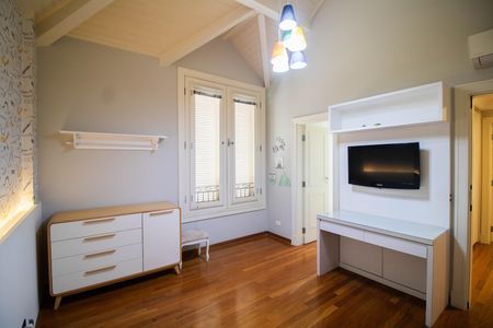 Casa à venda com 740m², 5 quartos e 12 vagasSUÍTE 2