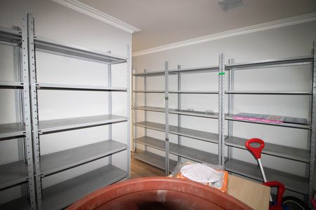 Casa à venda com 740m², 5 quartos e 12 vagasQUARTO DE SERVIÇO