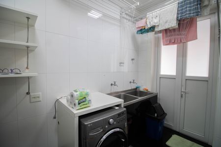 Casa à venda com 740m², 5 quartos e 12 vagasÁREA DE SERVIÇO