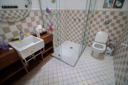 Casa à venda com 740m², 5 quartos e 12 vagasBANHEIRO DA ÁREA GOURMET