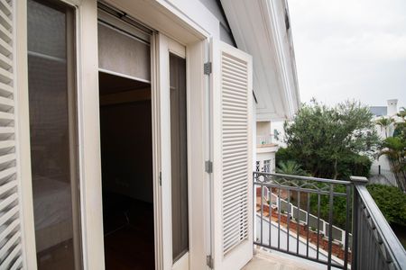Casa à venda com 740m², 5 quartos e 12 vagasSUÍTE 4
