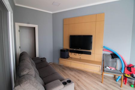Casa à venda com 740m², 5 quartos e 12 vagasSALA DE TV - ÁREA GOURMET