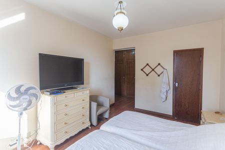 Apartamento à venda com 310m², 4 quartos e 3 vagasSuíte