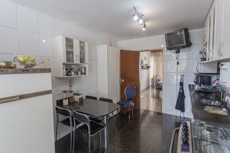 Apartamento à venda com 310m², 4 quartos e 3 vagasCozinha