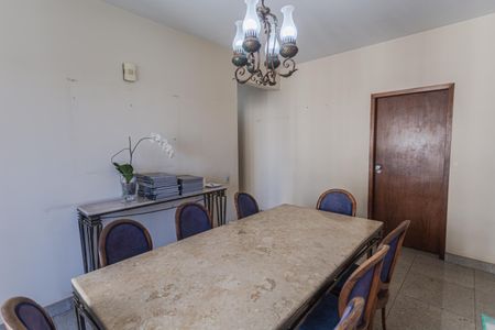 Apartamento à venda com 310m², 4 quartos e 3 vagasCopa