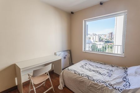 Apartamento à venda com 310m², 4 quartos e 3 vagasQuarto 2