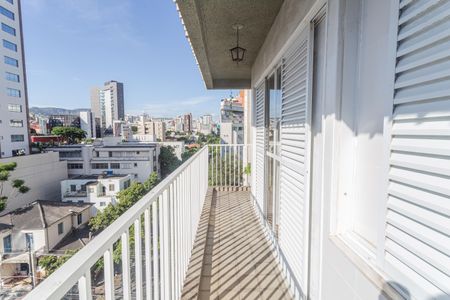 Apartamento à venda com 310m², 4 quartos e 3 vagasVaranda 