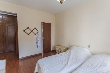 Apartamento à venda com 310m², 4 quartos e 3 vagasSuíte