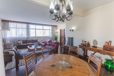 Apartamento à venda com 310m², 4 quartos e 3 vagasSala