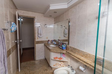 Apartamento à venda com 310m², 4 quartos e 3 vagasBanheiro Social