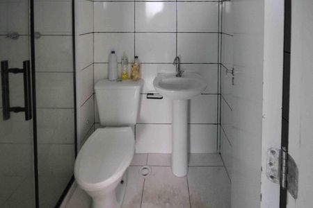 Apartamento para alugar com 36m², 2 quartos e 1 vaga Apartamento para alugar com 36m², 2 quartos e 1 vagaBanheiro