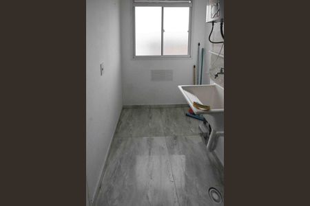 Apartamento para alugar com 36m², 2 quartos e 1 vaga Apartamento para alugar com 36m², 2 quartos e 1 vagaÁrea de Serviço