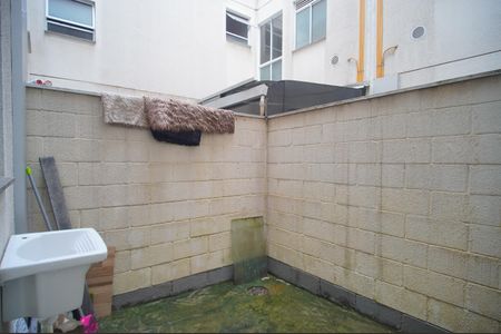 Apartamento para alugar com 42m², 2 quartos e 1 vagaQuintal
