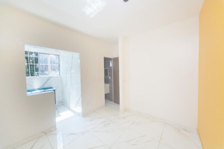 sala de kitnet/studio para alugar com 1 quarto, 40m² em Palmeiras, Belo Horizonte