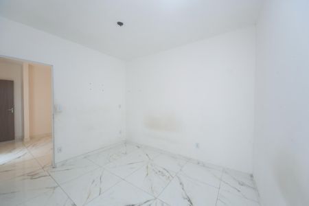 quarto  de kitnet/studio para alugar com 1 quarto, 40m² em Palmeiras, Belo Horizonte