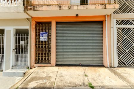 Casa à venda com 117m², 3 quartos e 3 vagasFachada
