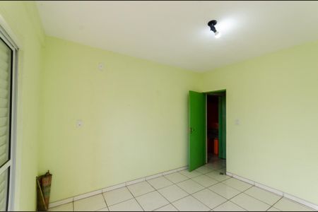 Quarto de casa à venda com 3 quartos, 117m² em Ayrosa, São Paulo