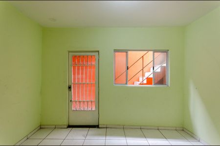 Casa à venda com 117m², 3 quartos e 3 vagasSala