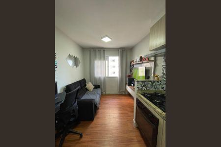 Sala de apartamento para alugar com 2 quartos, 33m² em Parque Fongaro, São Paulo