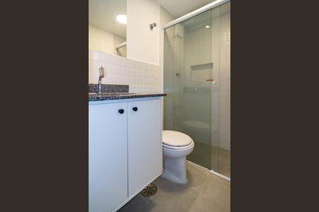 Banheiro de apartamento para alugar com 1 quarto, 35m² em Consolação, São Paulo