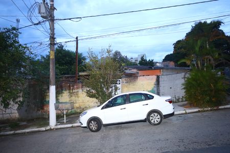 Casa para alugar com 100m², 1 quarto e sem vagaFachada do imóvel - Placa instalada no portão do imóvel - Código d aplaca: GTPE-1431