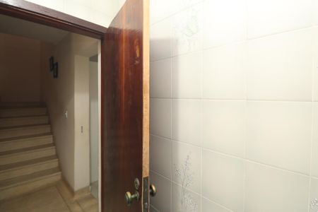 Casa à venda com 310m², 5 quartos e 2 vagasBanheiro 3