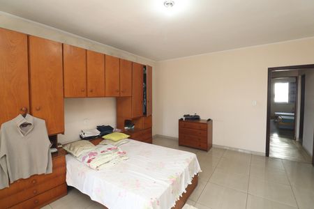 Casa à venda com 310m², 5 quartos e 2 vagasSuíte 